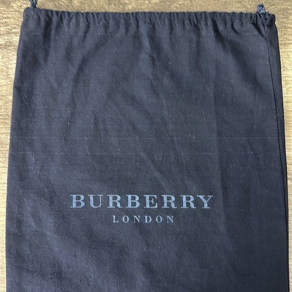 Burberry Dust Bag - Picture 2 of 5